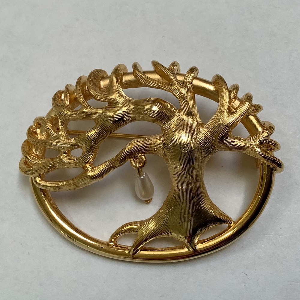 Tree of Life Brooch with Dangling Faux Pearl - Picture 2 of 5
